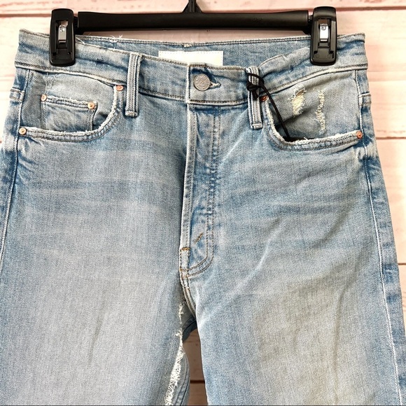NWT Mother Superior High Rise Tomcat Distressed Ankle Jeans in Bless You - Picture 9 of 14